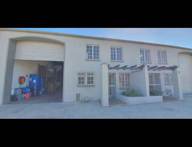210M² WAREHOUSE TO LET IN AIRPORT INDUSTRIA